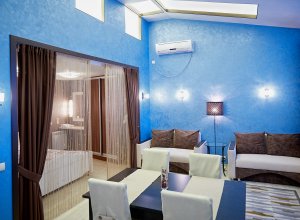 Полулюкс с балконом